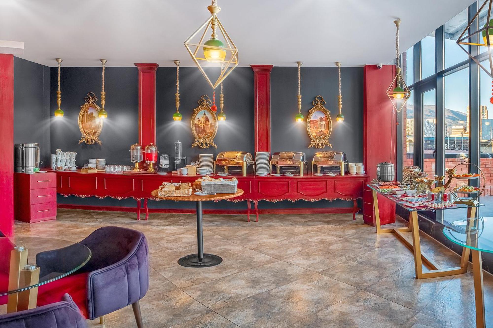 Denis Hotel Тбилиси Экстерьер фото