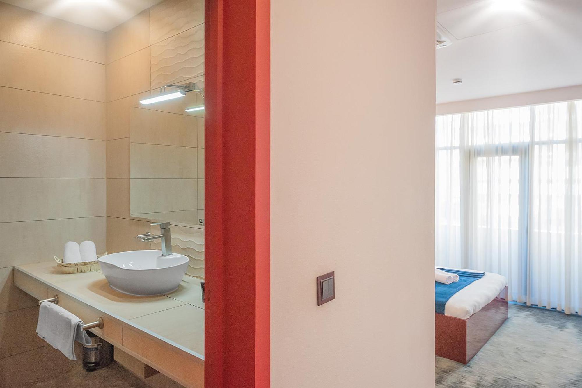 Denis Hotel Тбилиси Экстерьер фото